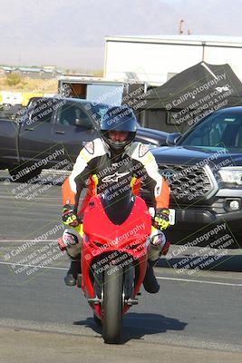 media/Apr-10-2022-SoCal Trackdays (Sun) [[f104b12566]]/Around the Pits/